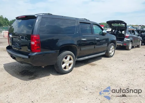 2012 Chevrolet Suburban 1500 Lt from USA, damaged, VIN 1GNSKJE7XCR117879